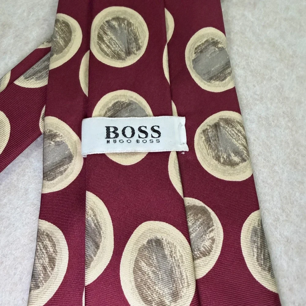 Hugo Boss‎ Mens Burgundy Silk Abstract Polka Dot Tie Made in Italy Wide 4 Inch